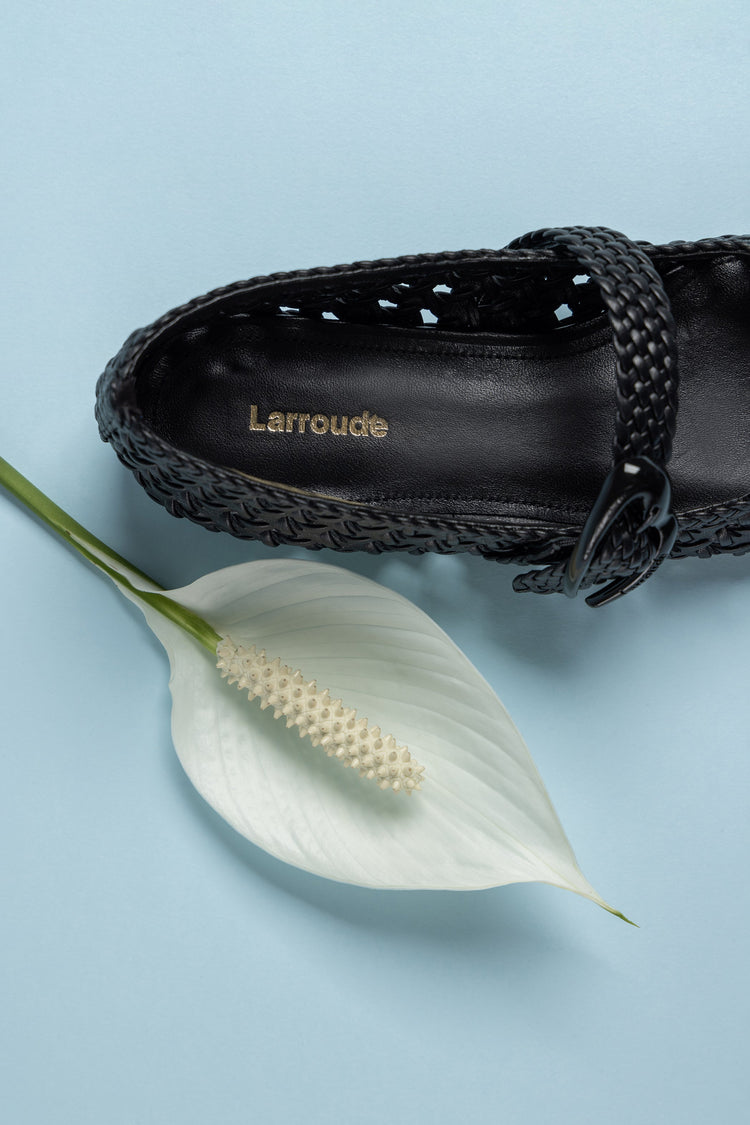 Verona New Macrame In Black Leather