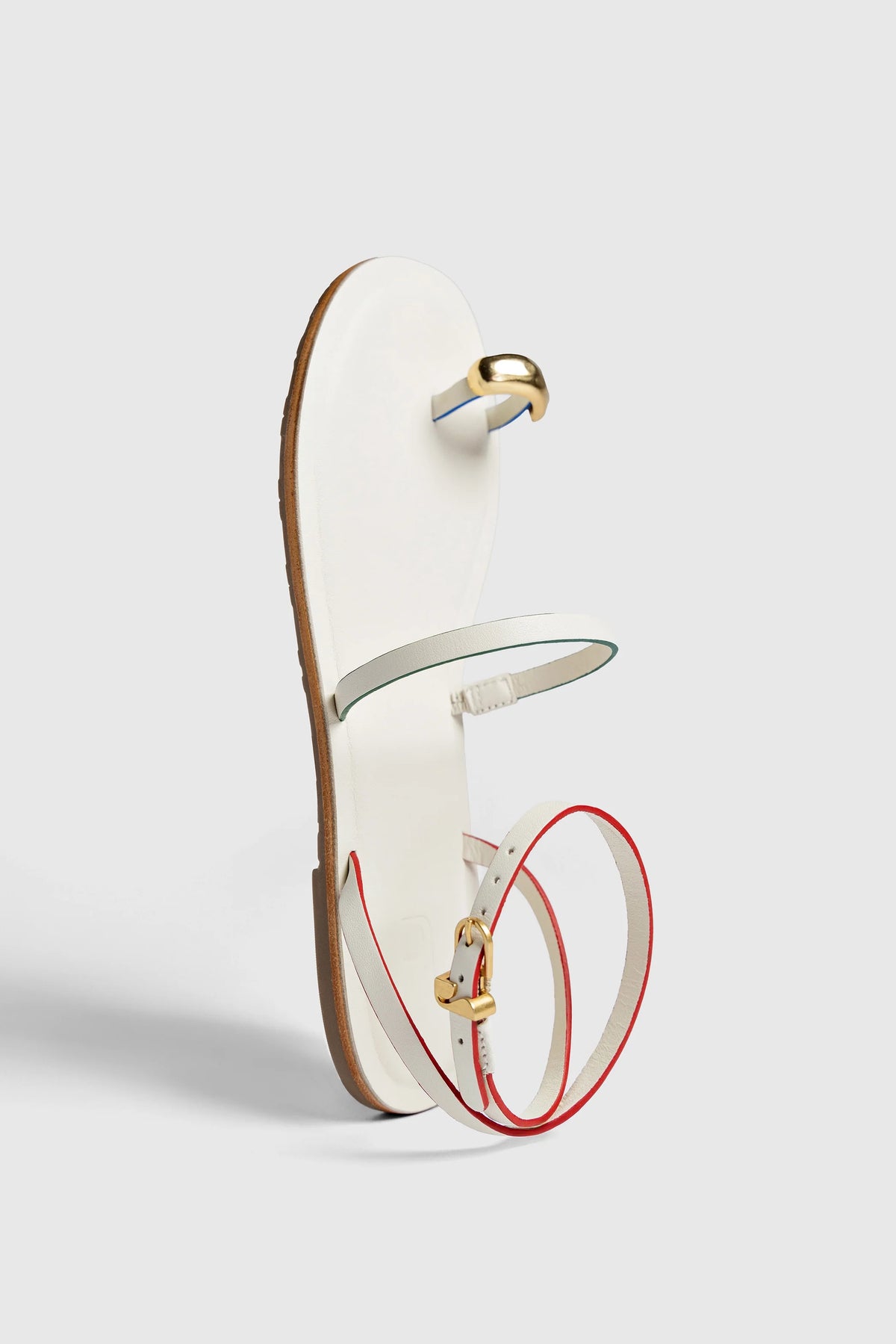 Biarritz Flat Sandal In Ivory Leather