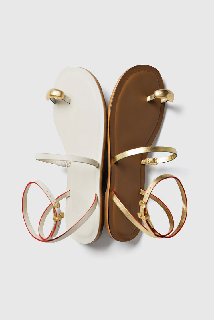 Biarritz Flat Sandal In Gold Metallic Leather